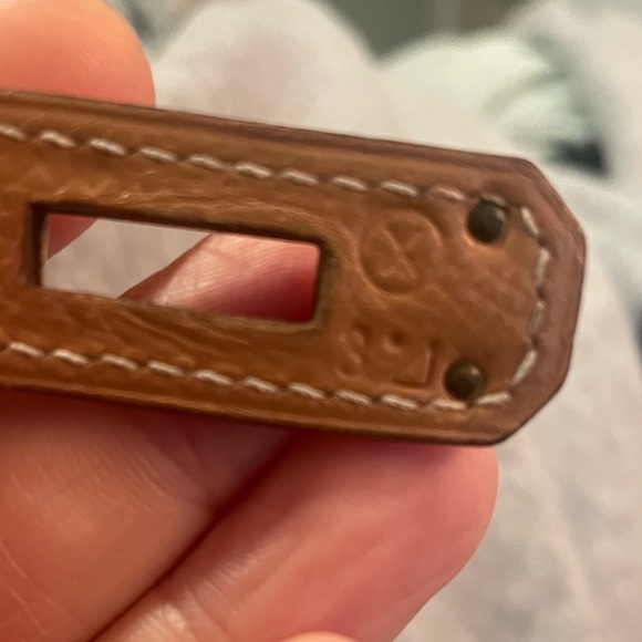 SOLD Hermes vintage Kelly 28 Sellier Courchevel leather Gold with gold hardware - Picture 16 of 16